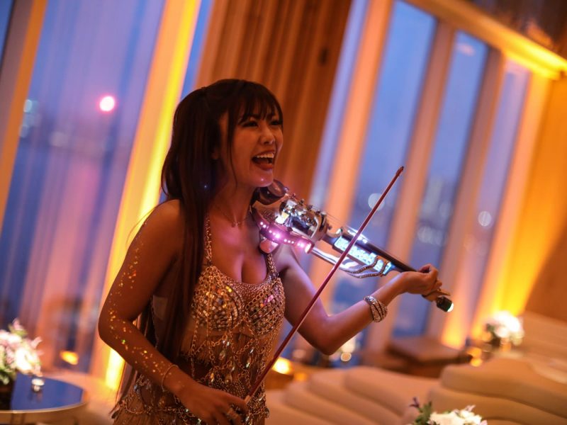 Electric Violinist for Hire