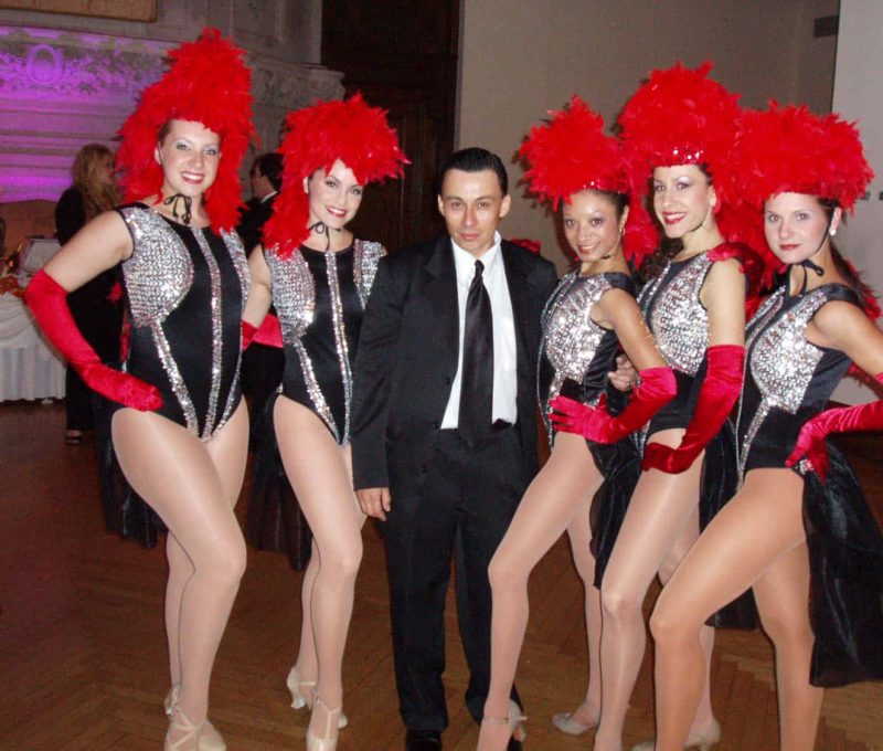 Show Girls Razzle Dazzle Broadway Performers